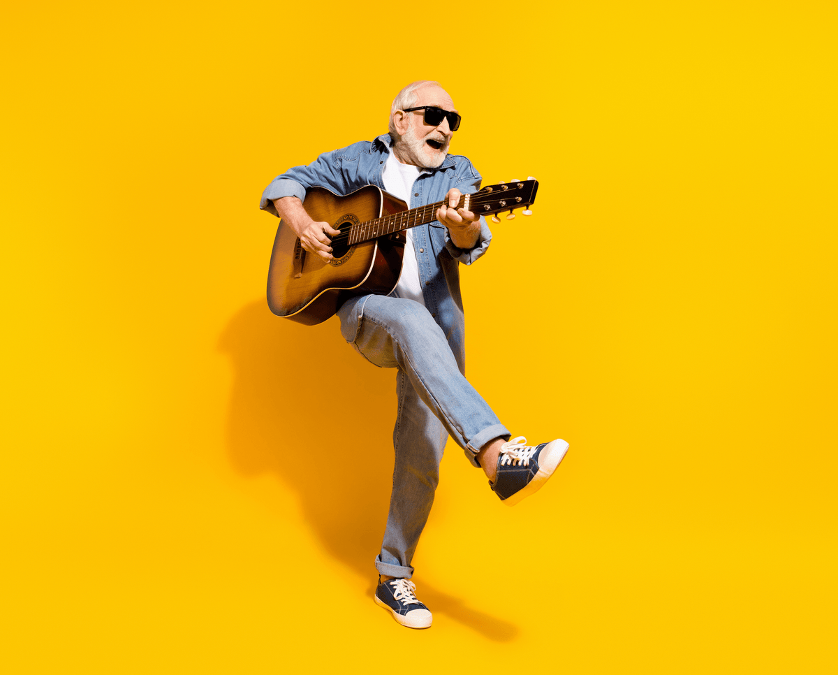 Image of man with guitar tinnitus
